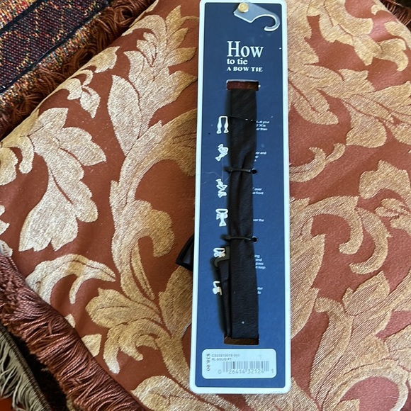 NIP Chaps Bow-Tie - Picture 2 of 3